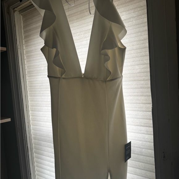 Elegant Cream Ruffle Dress - Picture 1 of 6